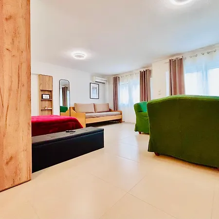 Ithaca σπίτι με αυτόνομη είσοδο