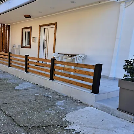 Ithaca σπίτι με αυτόνομη είσοδο *